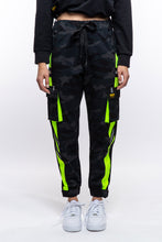 Load image into Gallery viewer, Black Camo Cargo Pants 2