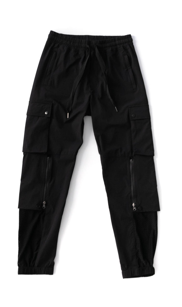 【新品未使用】MY_ NYLON CARGO PANTS[SUMI] NYLON CARGO PANTS｜MY___ | 服と日用品 SLOPE