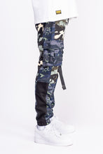 Load image into Gallery viewer, Multi Camo Cargo Pants
